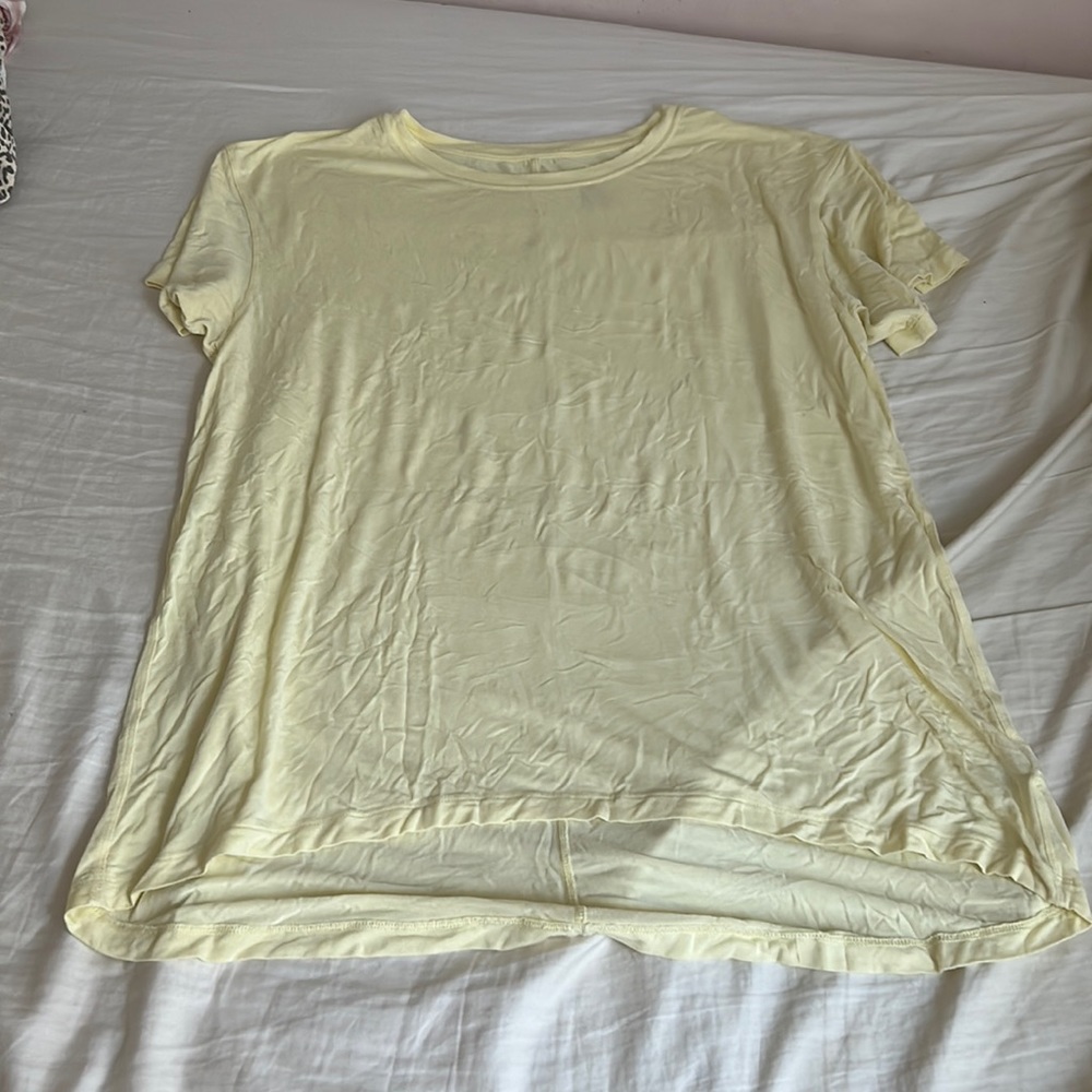 AMERICAN EAGLE YELLOW SOFT AND SEXY TEE